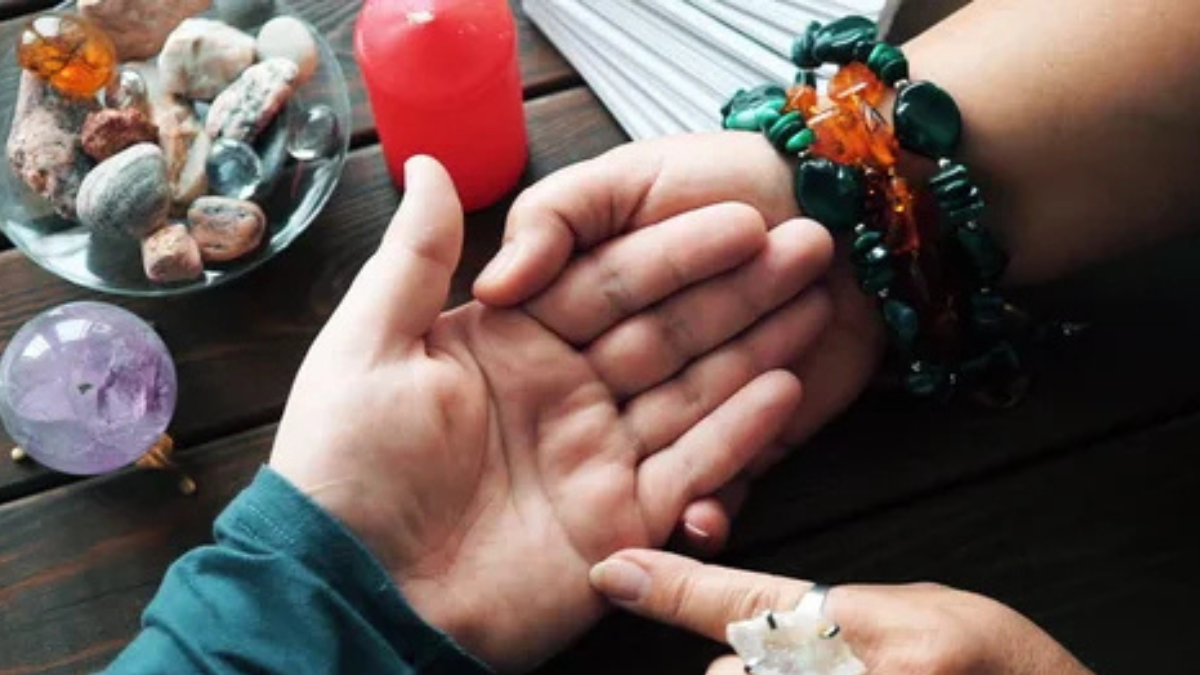 image illustration of sun moon and planet for astrological alignment for the best astrologer sohini sastri